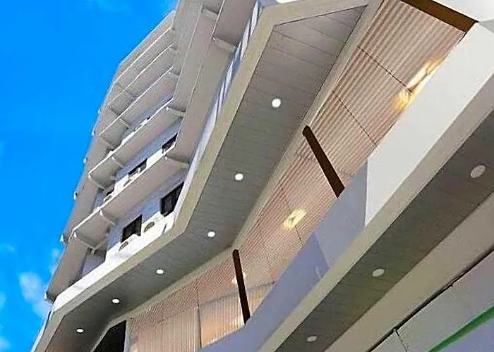 Hotel 1010 3*